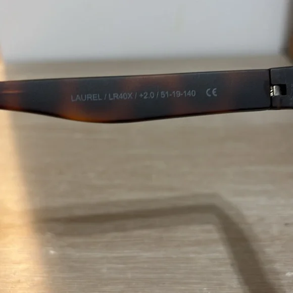 Look optic laurel Stylish Tortoiseshell Sunglasses - Picture 6 of 11